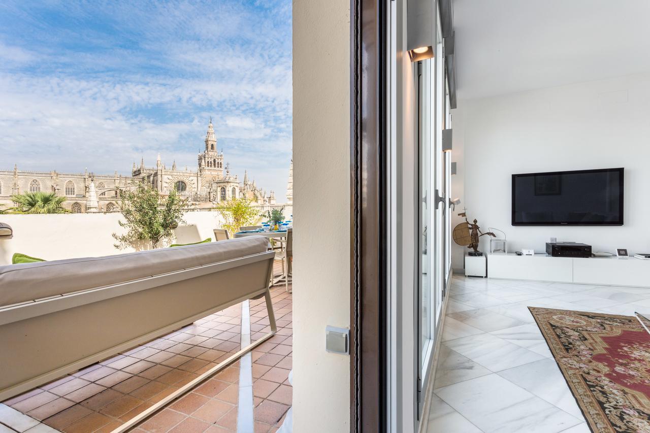 Puerta Del Leon Apartment Sevilla Exterior foto